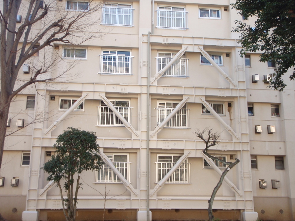 都営戸山ハイツアパート（３１号棟）耐震改修工事